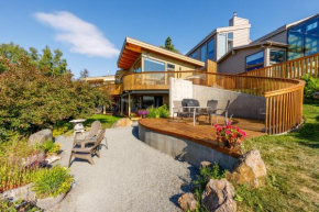 Downtown Oceanview Luxury Home Anchorage
